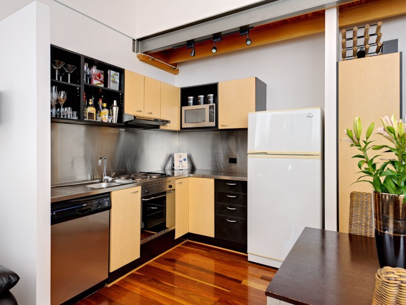 139 Commercial Rd, Teneriffe QLD 4005