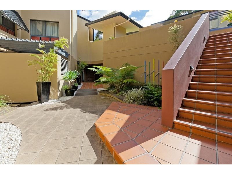 61/68 Beeston, Teneriffe QLD 4005