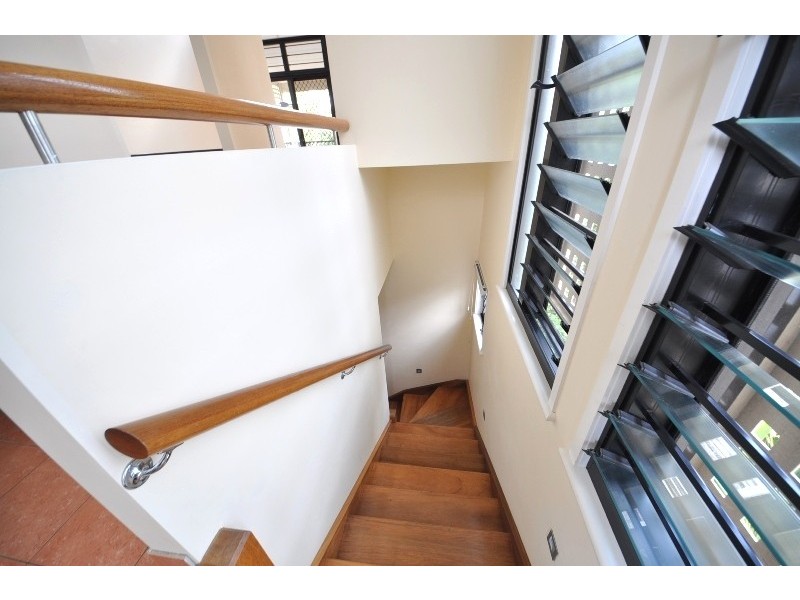 30A Dauphin Terrace, Highgate Hill QLD 4101