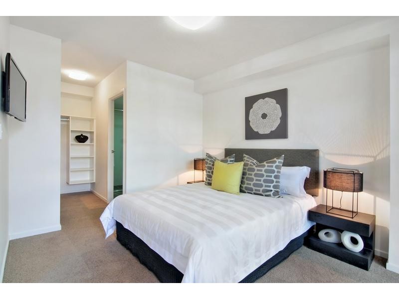 706/53 Wyandra St, Teneriffe QLD 4005