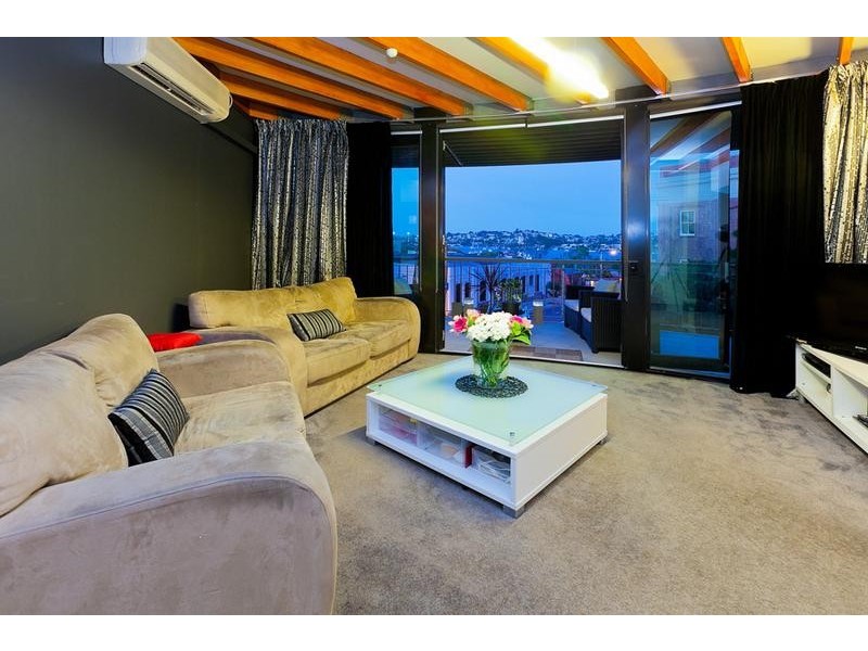139 Commercial Rd, Teneriffe QLD 4005