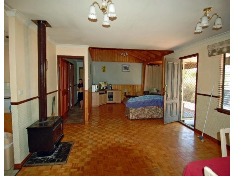 2982 NORTHAM ROAD, York WA 6302