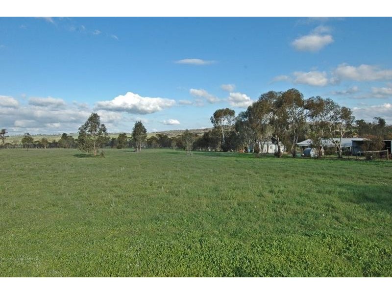 36 Prunster Road, York WA 6302