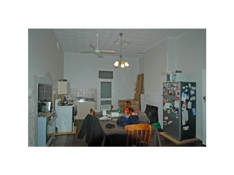 27 Hunt Road, Beverley WA 6304