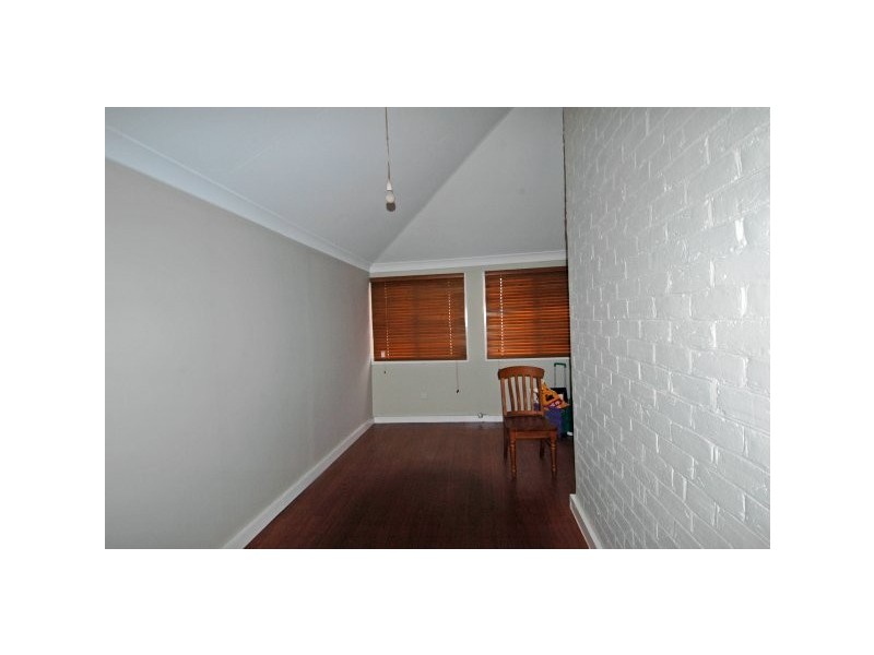 27 Hunt Road, Beverley WA 6304