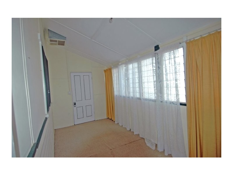 72 Quairading Road, York WA 6302