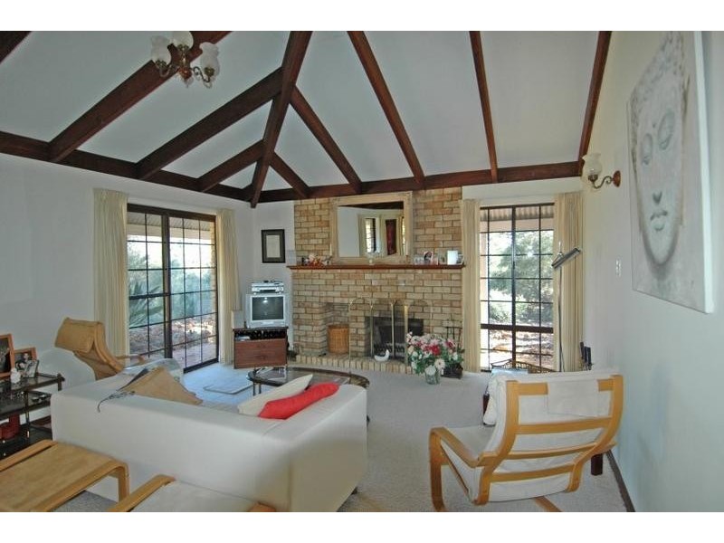 113 Kieara Road, Beverley WA 6304