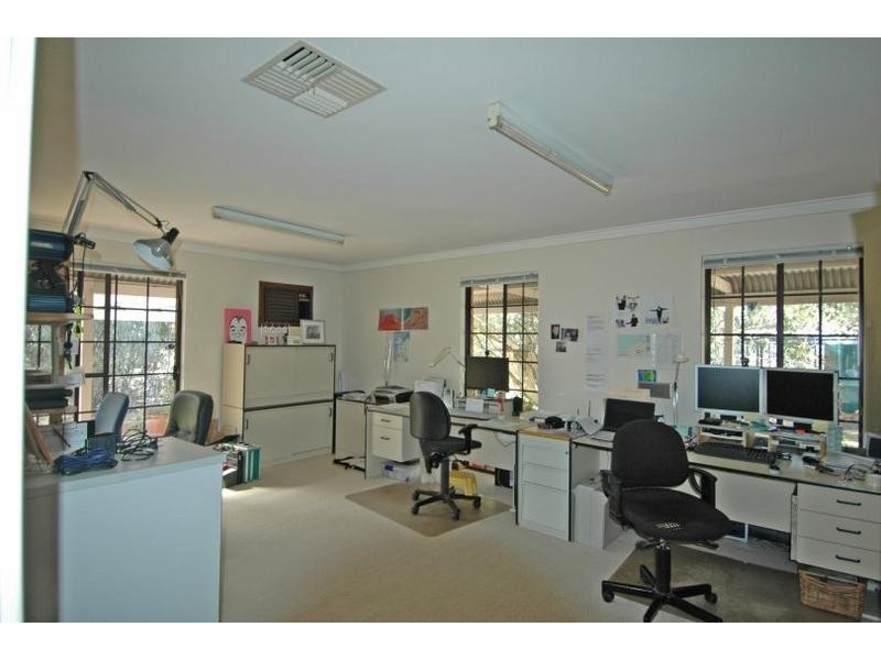 113 Kieara Road, Beverley WA 6304