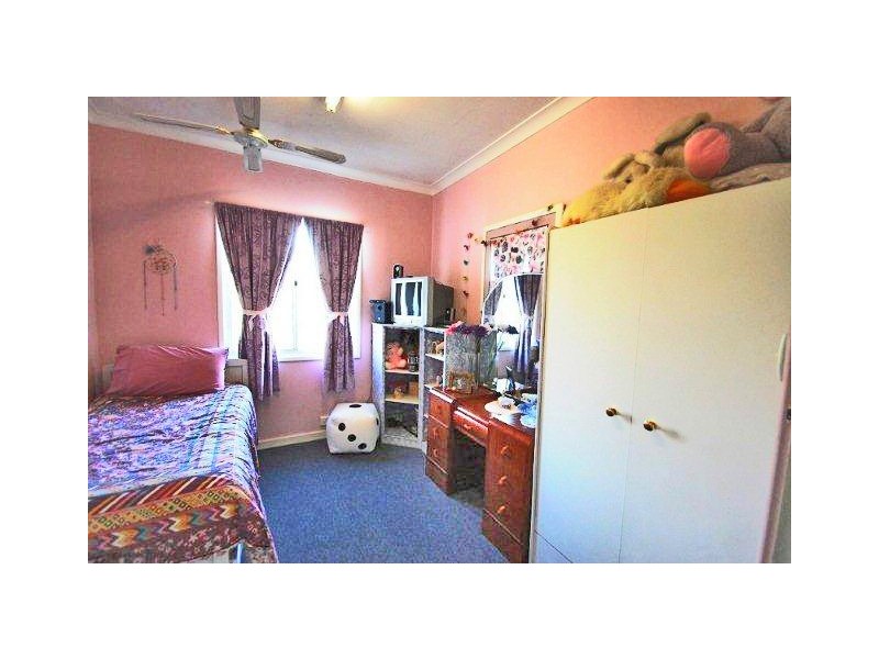 86 Brooking Street, Beverley WA 6304