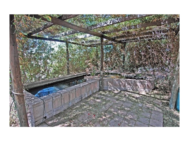 12 Thomson Street, York WA 6302