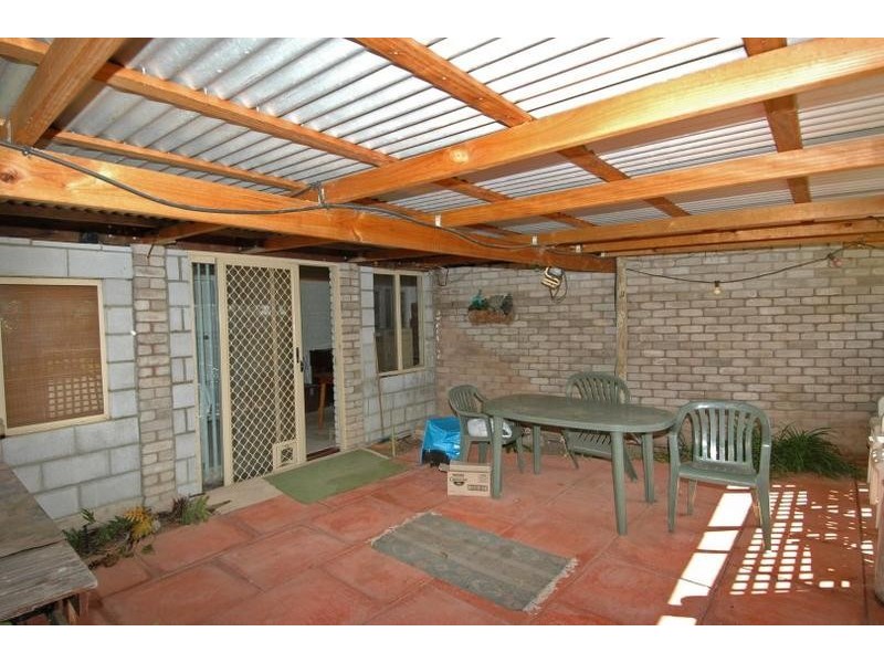 12 Thomson Street, York WA 6302