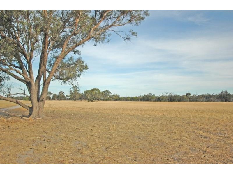 Lot 2,  YENYENING LAKE ROAD, Beverley WA 6304