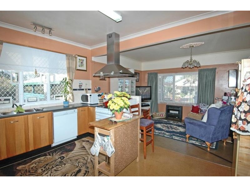 49 Murphy Street, Quairading WA 6383