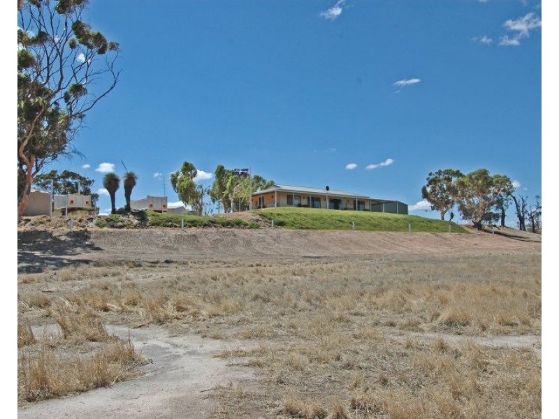 3729 West Dale Road, Beverley WA 6304