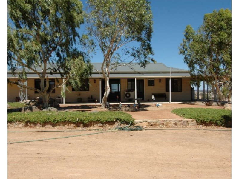 3729 West Dale Road, Beverley WA 6304