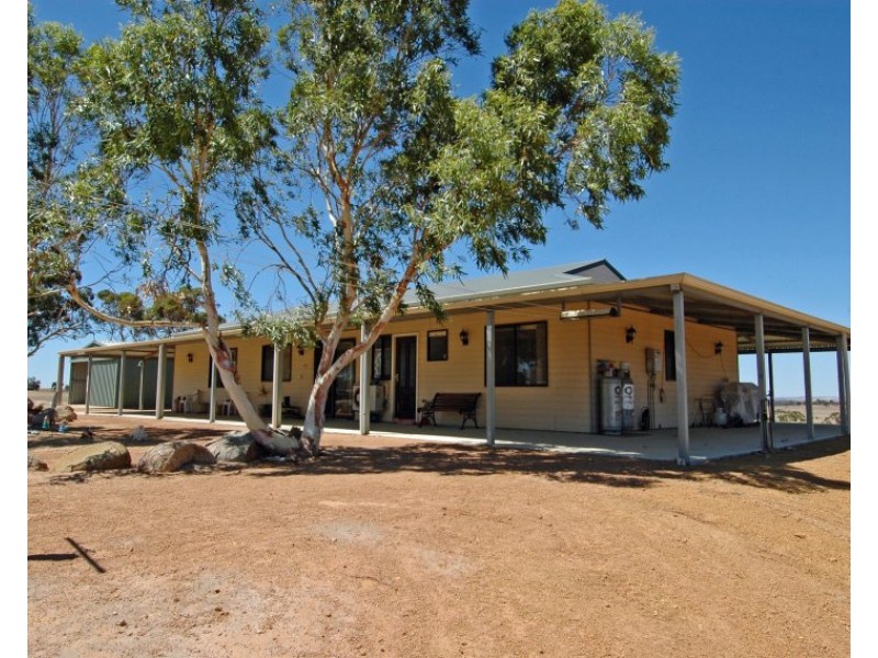 3729 West Dale Road, Beverley WA 6304