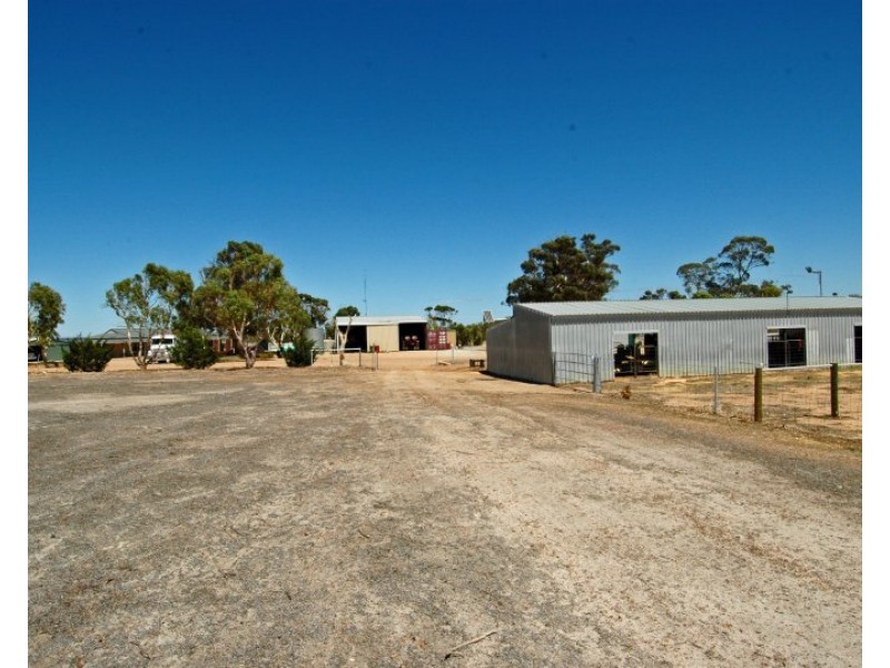 3729 West Dale Road, Beverley WA 6304