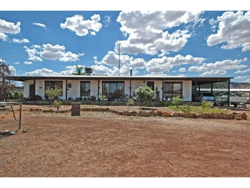 10 Henry Road, York WA 6302