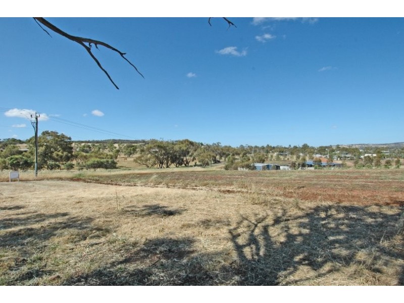 25 Camfield Place, York WA 6302