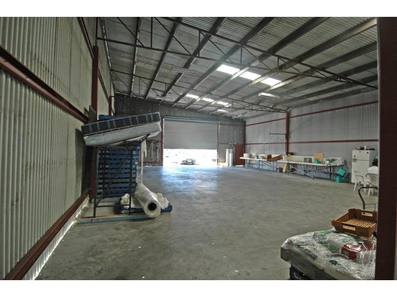 1095 Thomas Road, Oakford WA 6121