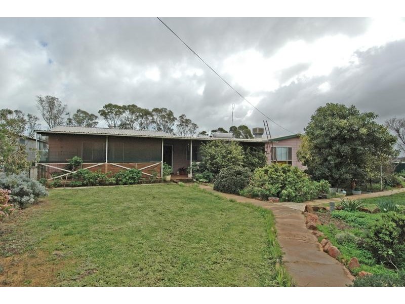 1781 Old Beverley Road, Dangin WA 6383