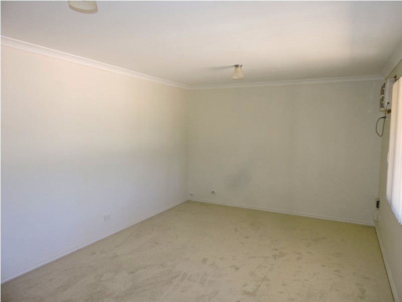 17 HOPE ST, Beverley WA 6304