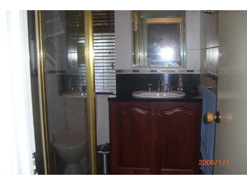 100 Lowanna Street, Armadale WA 6112