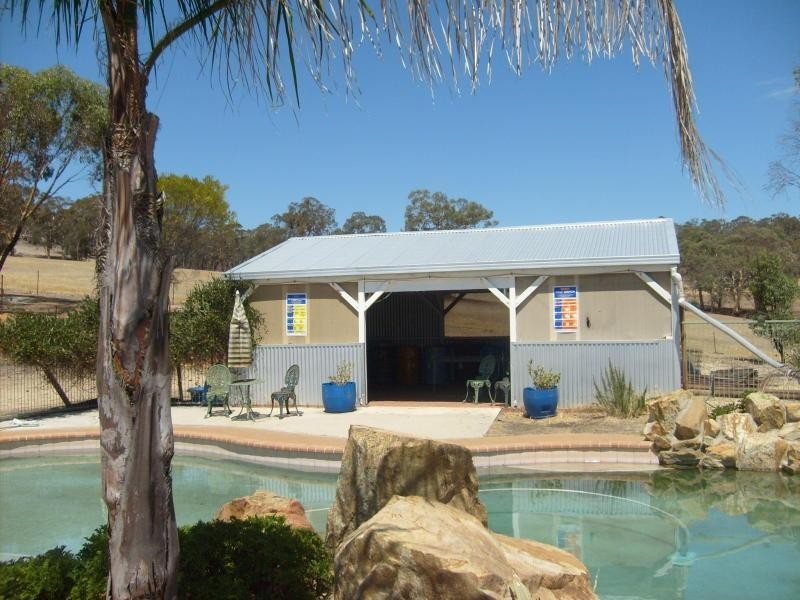 195 Folewood Rd, Toodyay WA 6566