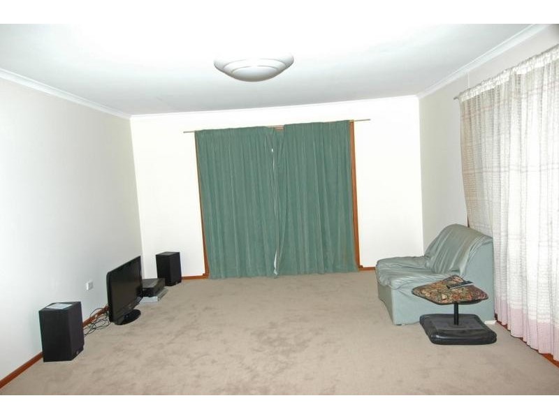 17 Ashton St, Quairading WA 6383