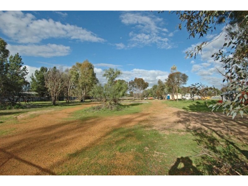 122 Lukin Street, Beverley WA 6304