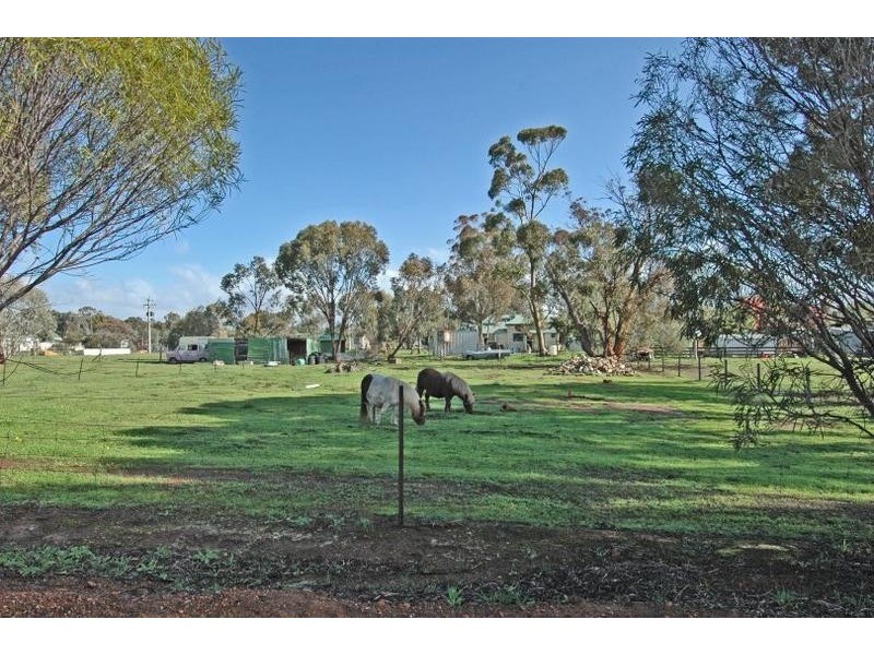 49 Richardson Street, Brookton WA 6306