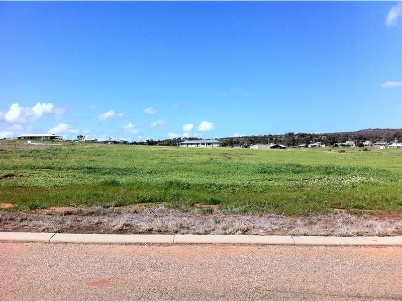Lot 15, 152 Newcastle, York WA 6302