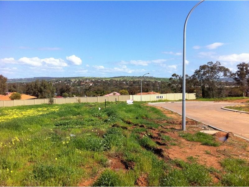 Lot 245, 31 Golf Cresent, Northam WA 6401