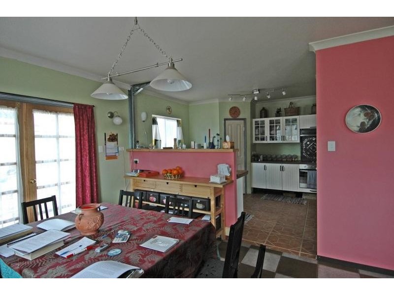 10 Thomson Street, York WA 6302