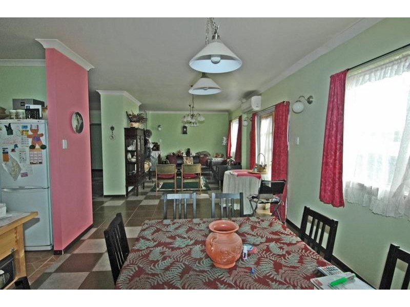 10 Thomson Street, York WA 6302