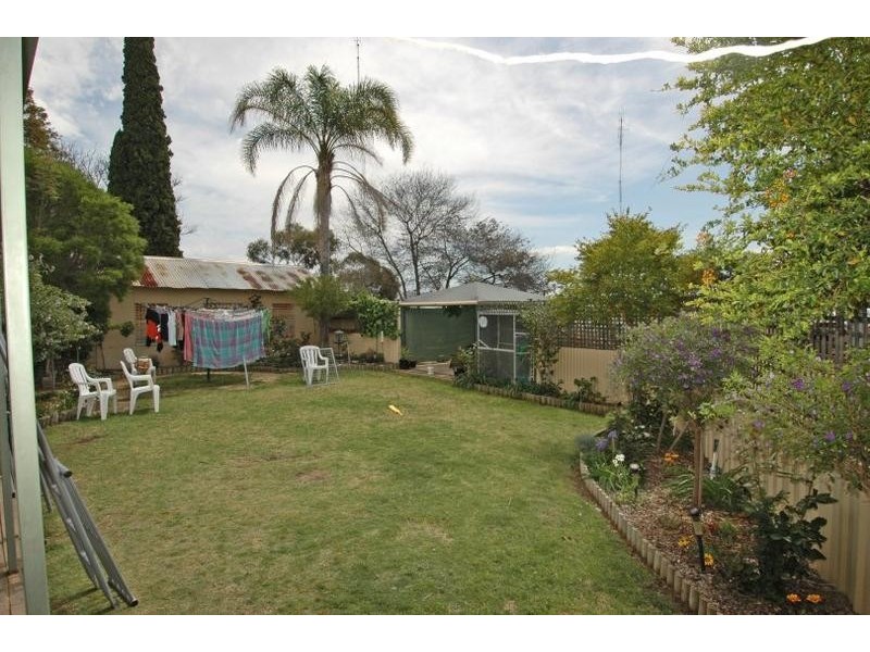 23 Main Street, Cunderdin WA 6407