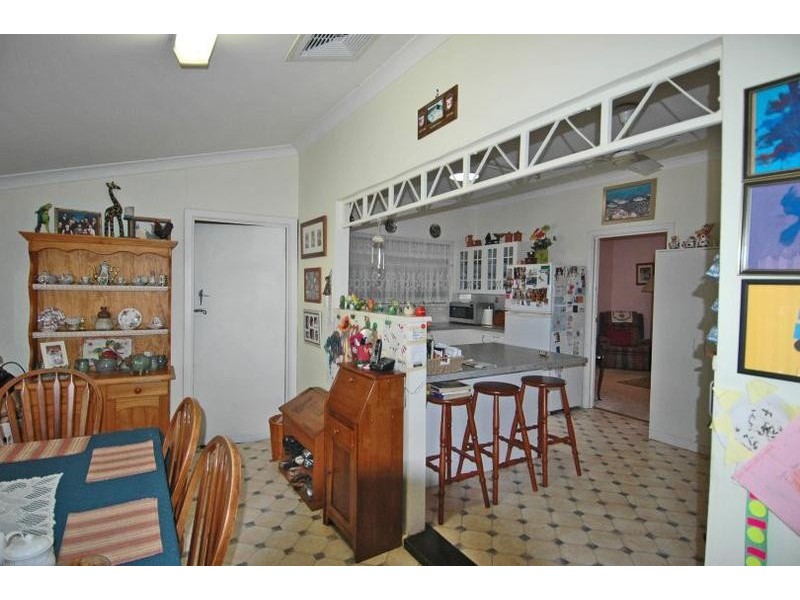 65 Suburban Road, York WA 6302