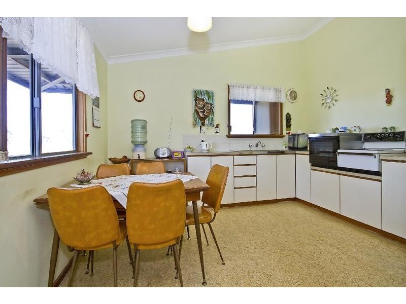 417 Russell Road, Munster WA 6166