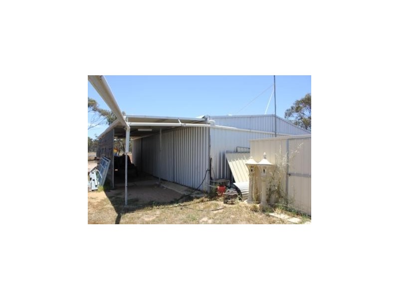 Lot 9, 4638 Quairading York Road KAURING, York WA 6302