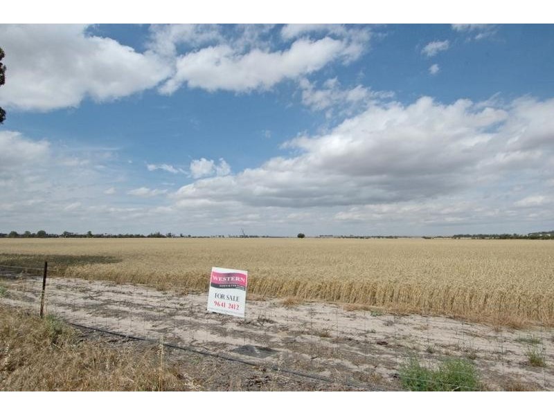 Lot 7,  Woonwooring Rd, Cunderdin WA 6407