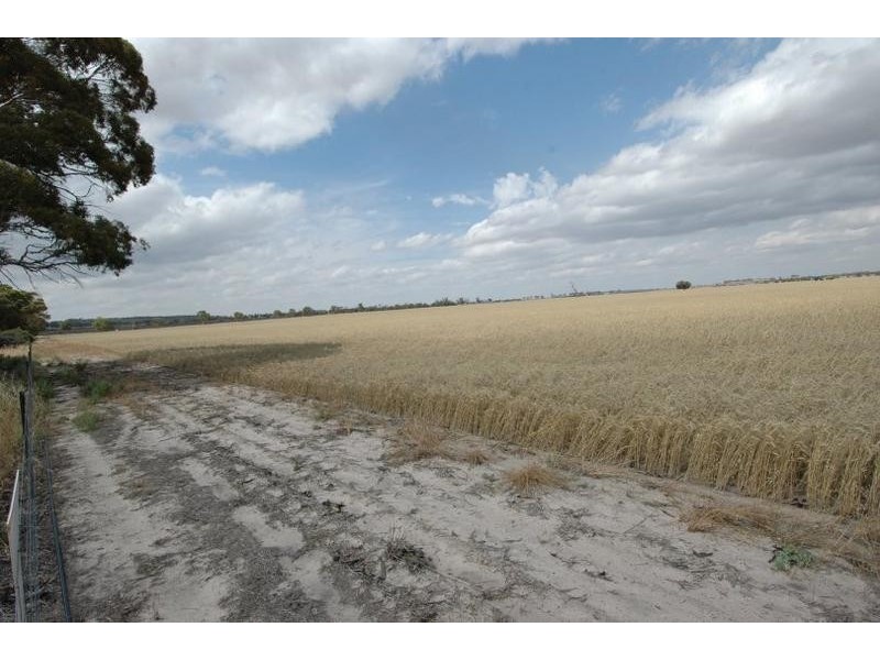 Lot 7,  Woonwooring Rd, Cunderdin WA 6407