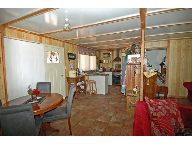 14 Punster Road, York WA 6302