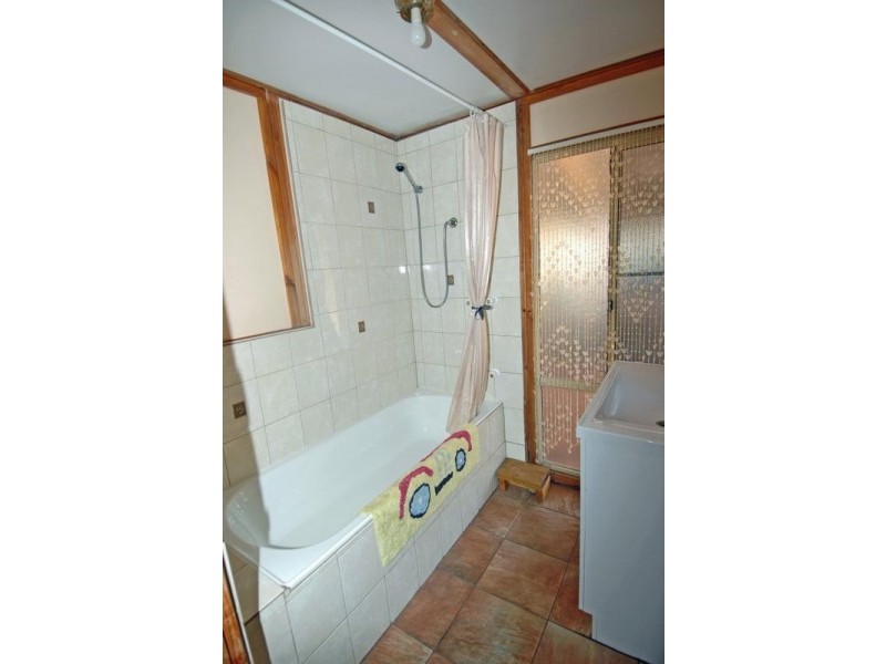 14 Punster Road, York WA 6302