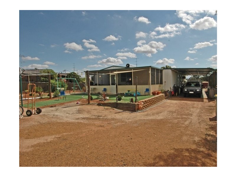 4 Scott Street, York WA 6302