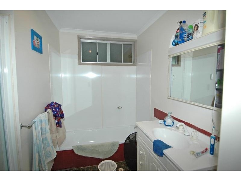 4 Scott Street, York WA 6302