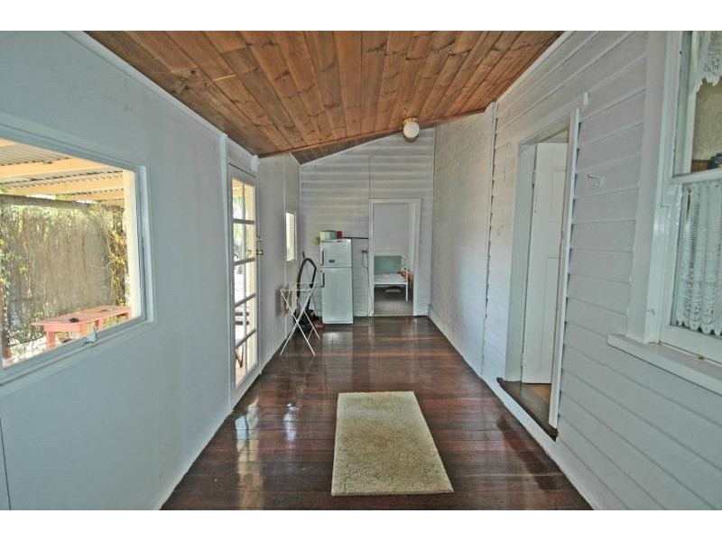 17 Brockman Street, Beverley WA 6304