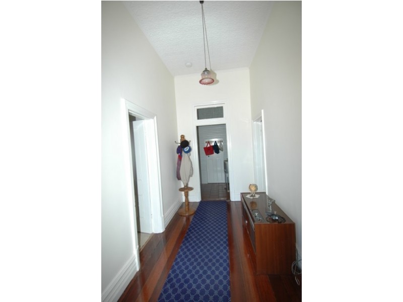 17 Brockman Street, Beverley WA 6304