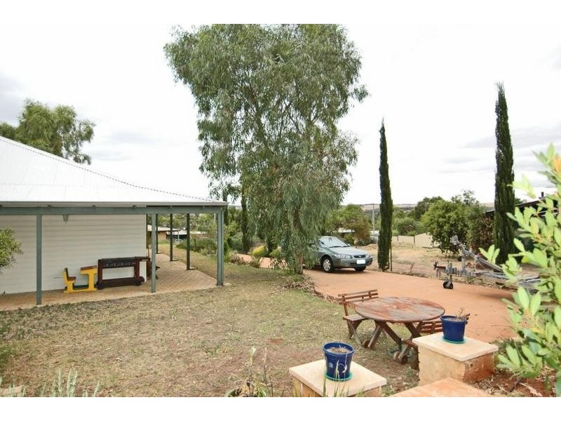 12 Hope Street, York WA 6302