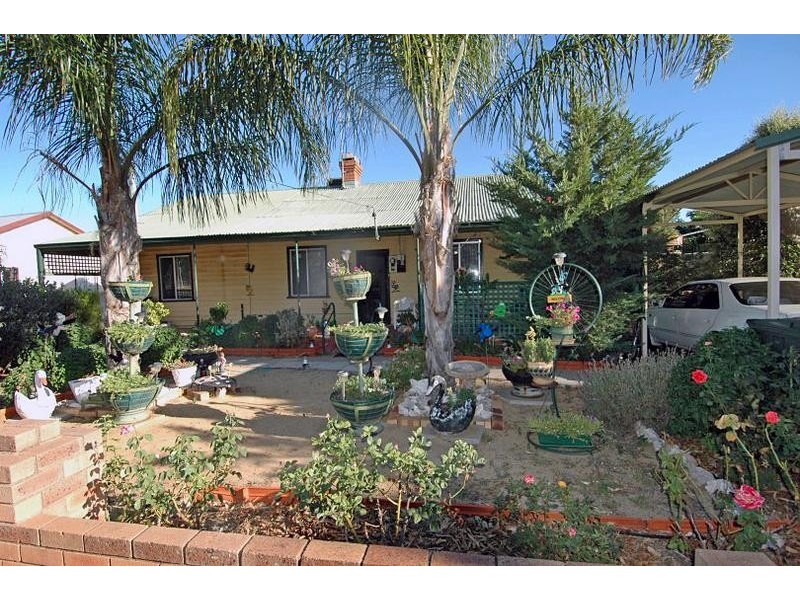 22 Murphy St, Quairading WA 6383