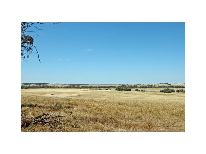 Lot LOT 6879,  GREAT SOUTHERN HWY, Cuballing WA 6311